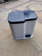 te koop 2 duo curver afval bakken  zgan, Huis en Inrichting, Kunststof, Met pedaal, 40 liter of meer, Ophalen of Verzenden