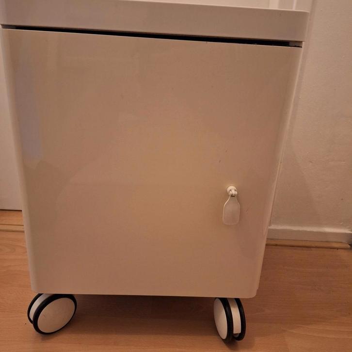 2 Vintage Retro Nachtkastjes, Huis en Inrichting, Slaapkamer | Nachtkastjes, Gebruikt, Minder dan 55 cm, Minder dan 45 cm, Ophalen