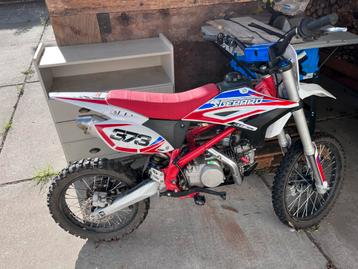 140CC Crossmoter beschikbaar voor biedingen