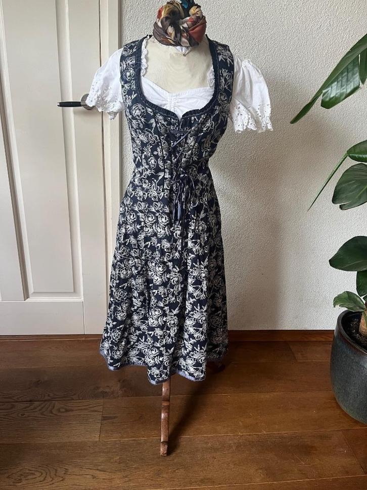 Gina Benotti Dirndl met blouse maat 38, Kleding | Dames, Carnavalskleding en Feestkleding, Gedragen, Kleding, Overige thema's