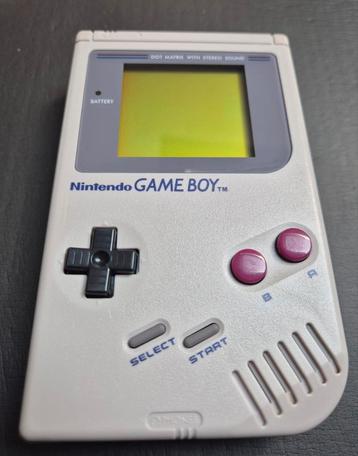 Zeer nette Nintendo Game Boy beschikbaar voor biedingen