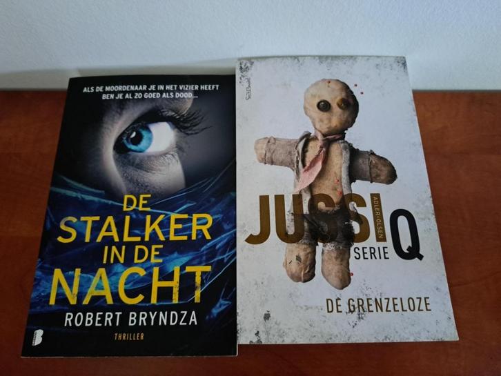 De grenzeloze Jussi Adler Olsen, Boeken, Thrillers, Zo goed als nieuw, Nederland, Ophalen of Verzenden