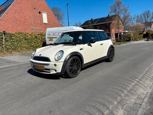 Mini 1.6 16V ONE 2006 Wit, Auto's, Mini, Particulier, One, Benzine, D, Hatchback, Handgeschakeld, Geïmporteerd, Wit, Voorwielaandrijving