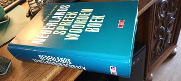 Walters, Nel / NEDERLANDS SPREEKWOORDENBOEK beschikbaar voor biedingen