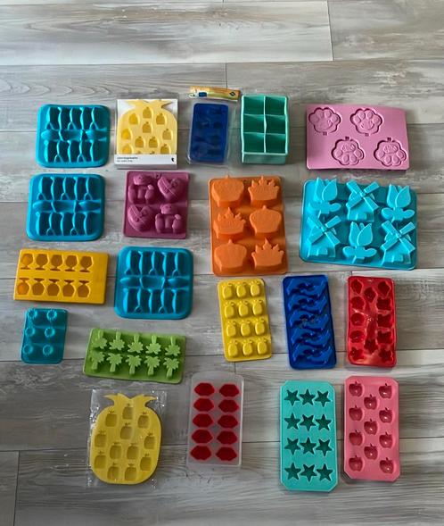 Siliconen mallen 20 stuks bakken hobby knutsel, Hobby en Vrije tijd, Taarten en Cupcakes maken, Gebruikt, Bakvorm, Ophalen of Verzenden
