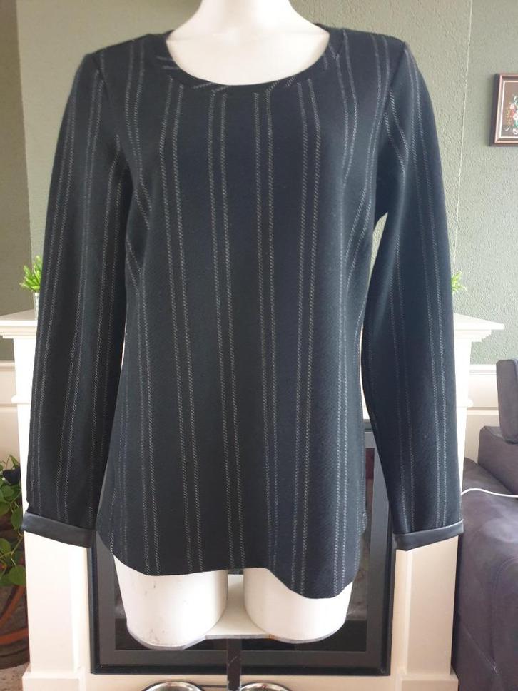 Sandwich prachtige zwart witte trui van een set L 42 44, Kleding | Dames, Truien en Vesten, Zo goed als nieuw, Maat 42/44 (L)