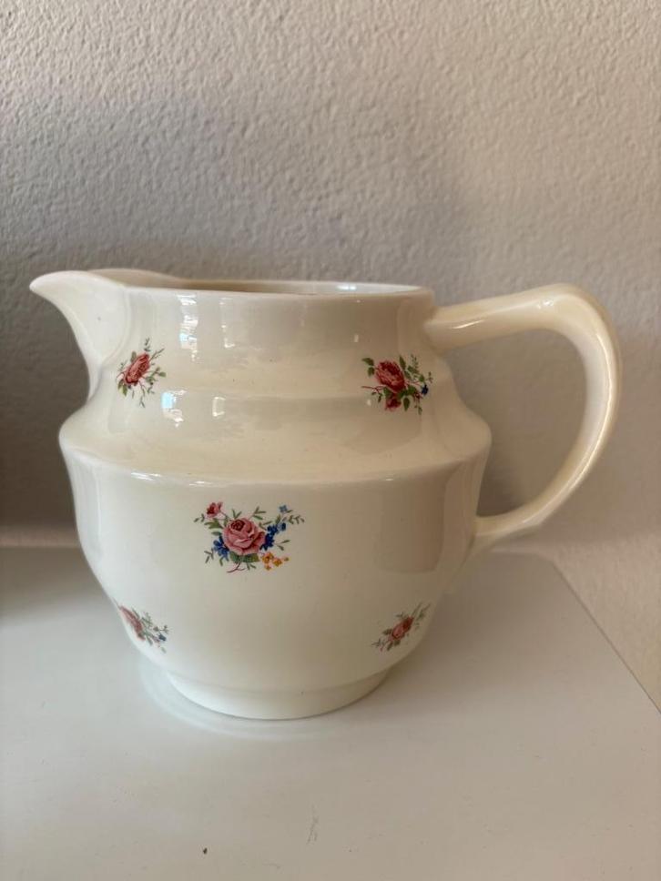 VINTAGE KANNEN OOK LEUK OM BV: BLOEMEN IN TEZETTEN, Antiek en Kunst, Curiosa en Brocante, Ophalen of Verzenden