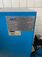 Schroefcompressor incl luchtdroger, Doe-het-zelf en Verbouw, Compressors, Ophalen, Gebruikt, Geluidgedempt, 6 tot 10 bar
