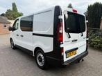 Renault Trafic 2.0 dCi 120pk navi airco cruise euro 6, Auto's, Bestelauto's, Voorwielaandrijving, Gebruikt, Euro 6, 4 cilinders