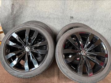 Tiguan originele Velgen met Banden Suzuka  beschikbaar voor biedingen
