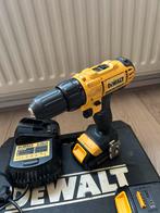 Dewalt Accu Boormachine 14,4V 2 accu’s Accuboormachine, Doe-het-zelf en Verbouw, Gereedschap | Boormachines, Verzenden, Gebruikt
