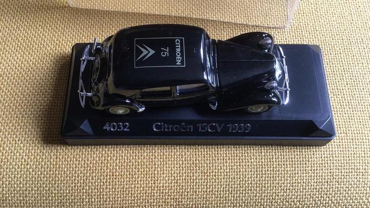 CITROEN TRACTION AVANT 75 JAAR CITROEN LIM ED1VAN MAAR 500 x, Hobby en Vrije tijd, Modelauto's | 1:43, Nieuw, Auto, Solido, Ophalen of Verzenden