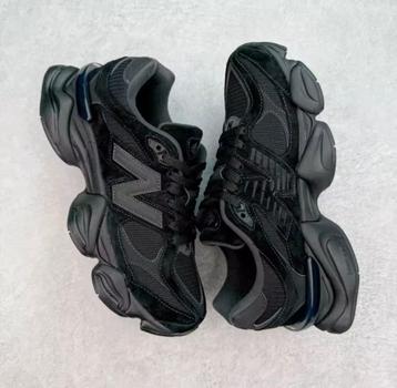 New Balance 9060 "Black" Sneakers | NIEUW beschikbaar voor biedingen