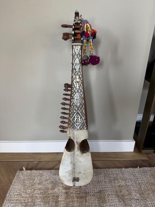 Afghaanse Rubab met ingebouwde microfoon, Muziek en Instrumenten, Snaarinstrumenten | Overige, Gebruikt, Overige typen, Ophalen of Verzenden