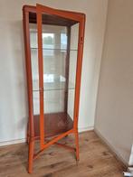 Fabrikor vitrinekast ikea, Huis en Inrichting, Kasten | Vitrinekasten, Ophalen, Met deur(en), 100 tot 150 cm, 50 tot 100 cm
