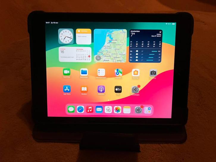 iPad 6e generatie 32GB Wifi met hoes & originele Apple lader, Computers en Software, Apple iPads, 10 inch, 32 GB, Wit, Ophalen