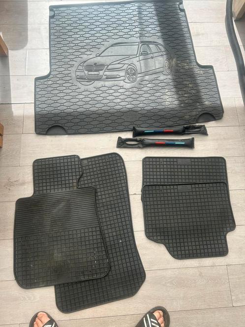Bmw e 90 en e91 mattenset, Auto diversen, Automatten, Zo goed als nieuw, Ophalen of Verzenden