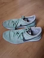 Nike internationalist maat 43 EMAILLE GROEN, Ophalen of Verzenden, Zo goed als nieuw, Nike