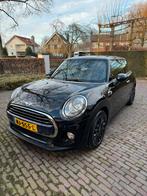 Mini 1.5 Cooper 2017 Zwart, Voorwielaandrijving, 4 stoelen, Origineel Nederlands, Handgeschakeld