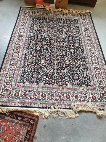 Origineel Hereke Turks tapijt  beschikbaar voor biedingen