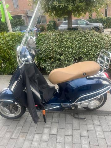 Vespa Scooter beschikbaar voor biedingen