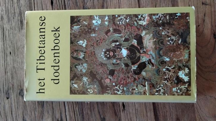Het Tibetaanse dodenboek, Boeken, Esoterie en Spiritualiteit, Gelezen, Overige typen, Ophalen of Verzenden