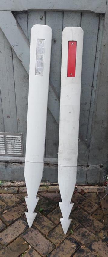 reflectorpaaltjes beschikbaar voor biedingen