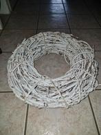 Mooie witte krans in nette staat diameter 50 cm, Ophalen of Verzenden, Zo goed als nieuw