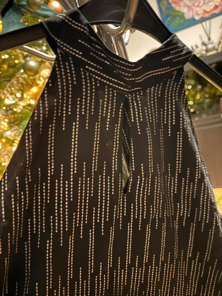 M&S Mode Zwarte Top Maat 46/48 zwart zilver, Kleding | Dames, Tops, Zo goed als nieuw, Maat 46/48 (XL) of groter, Zwart, Zonder mouw