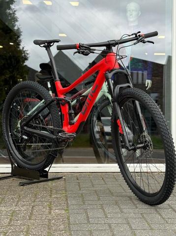 BMC FOUR STROKE M ROOD M 2021 beschikbaar voor biedingen