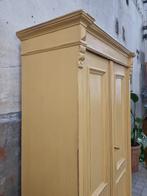 Vintage Gele Kast Houten Voorraad Kast Antiek Landelijk Geel, Ophalen of Verzenden, Gebruikt