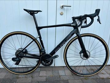BMC Roadmachine DT Swiss Sram Force AXS 12speed beschikbaar voor biedingen