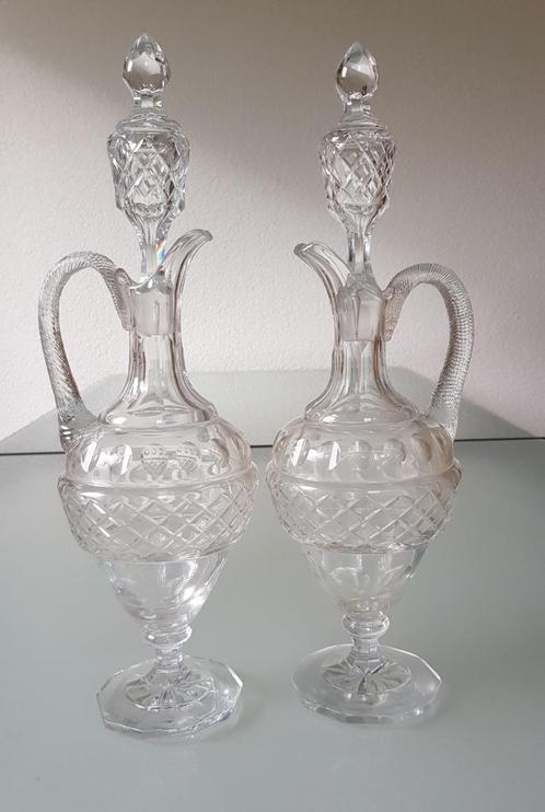 Twee antieke/vintage kristallen karaffen met sierlijke dop., Antiek en Kunst, Antiek | Glas en Kristal, Ophalen of Verzenden