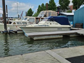 motorboot FJORD 24  2x volvo B20 benzine   beschikbaar voor biedingen
