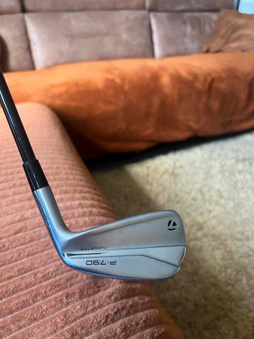 TaylorMade P790 UDI Ijzer 2 beschikbaar voor biedingen