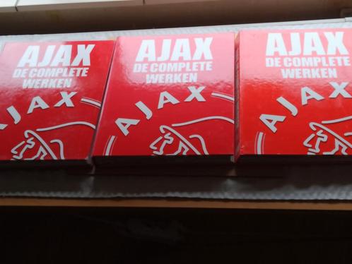 Ajax: De Complete Werken, in 26 afleveringen, 3 HC. Mappen!, Verzamelen, Sportartikelen en Voetbal, Ajax, Ophalen of Verzenden