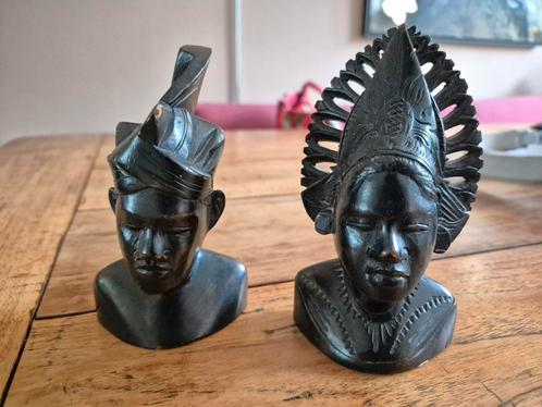 Indonesische Houten Bustes - Circa 1920, Antiek en Kunst, Kunst | Beelden en Houtsnijwerken, Ophalen of Verzenden