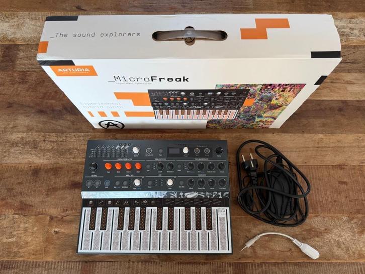 Arturia Microfreak, Muziek en Instrumenten, Synthesizers, Zo goed als nieuw, Overige aantallen, Overige merken, Ophalen of Verzenden