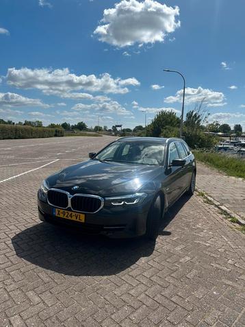 BMW 5 serie hybride 5-Serie 530e 292pk Aut 2023 Zwart beschikbaar voor biedingen