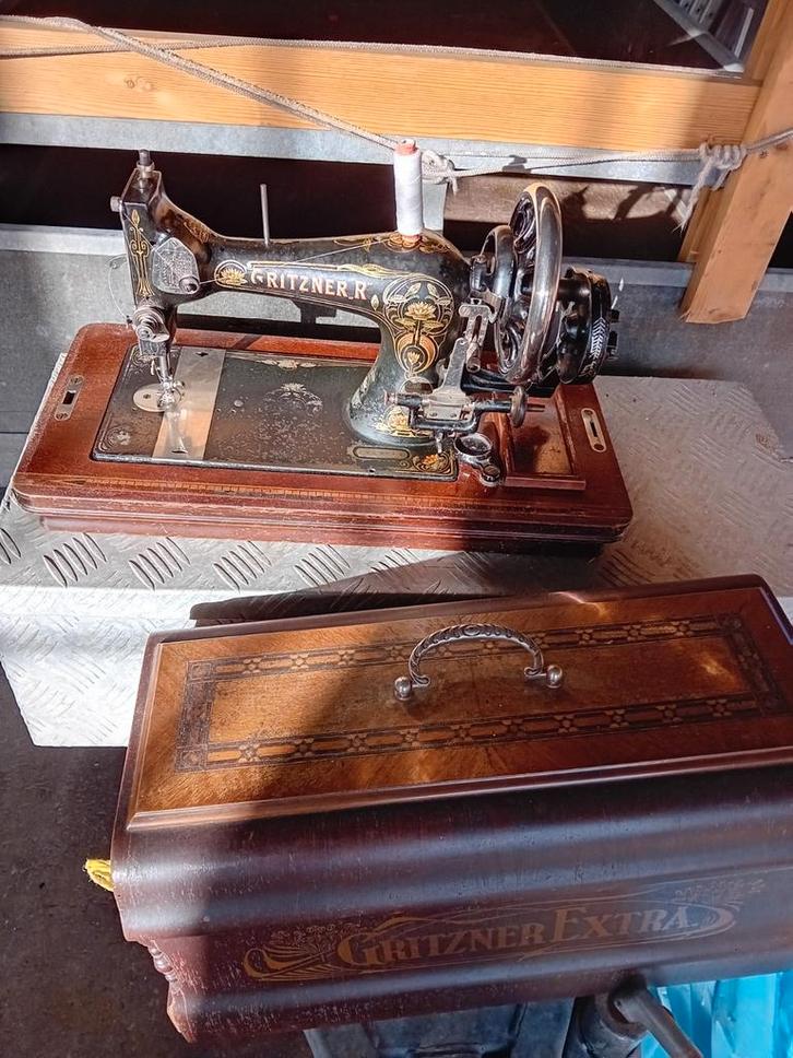 Antieke Naaimachine Gritzner met Koffer, Antiek en Kunst, Antiek | Naaimachines, Ophalen