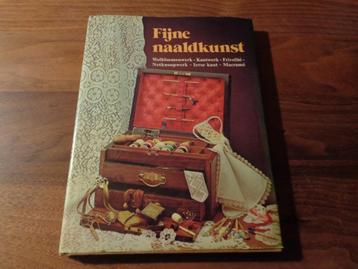 Fijne naaldkunst beschikbaar voor biedingen
