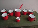 Rood emaille bekers melk kannetjes., Antiek en Kunst, Ophalen of Verzenden