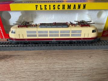 Fleischmann 4375 - DEFECT - eloc BR 103 118-6 'TEE' in OVP beschikbaar voor biedingen