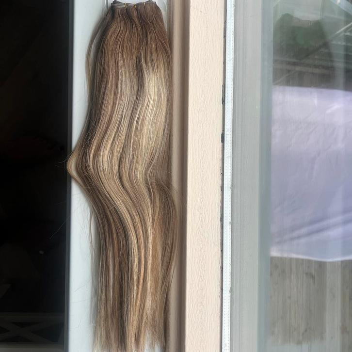 Prachtige invisible wefts 45 cm 100 gram blond mix, Sieraden, Tassen en Uiterlijk, Uiterlijk | Haarverzorging, Nieuw, Pruik of Haarverlenging