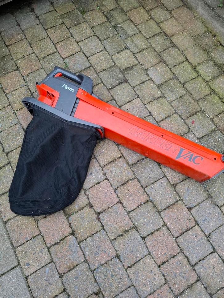 Flymo GardenVac - Bladblazer / Zuiger, Tuin en Terras, Bladblazers, Gebruikt, Handgedragen, Elektrisch, Met opvangzak, Met zuigfunctie