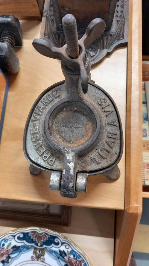 Antieke Franse Vleespers - Presse-Viande Titan A Vis, Antiek en Kunst, Antiek | Gereedschap en Instrumenten, Ophalen of Verzenden