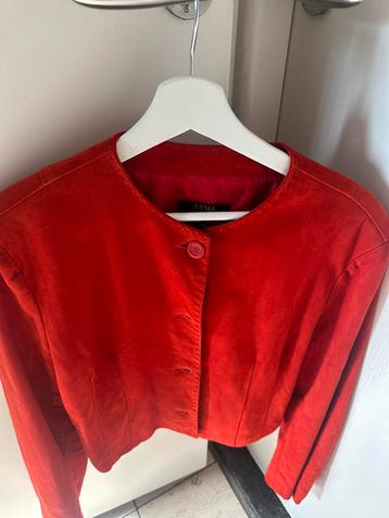 Arma prachtig rood suede leren kort jasje 44 beschikbaar voor biedingen