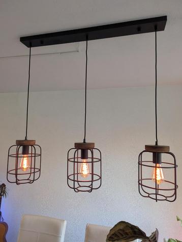Brilliant hanglamp Gwen balk zwart 3xE27. Zonder lichtbron