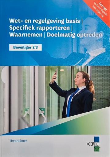 Beveiliger 2/3 boek  beschikbaar voor biedingen