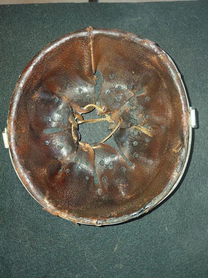 Duitse helm, binnenwerk maat 64., Verzamelen, Militaria | Tweede Wereldoorlog, Helm of Baret, Duitsland, Ophalen of Verzenden